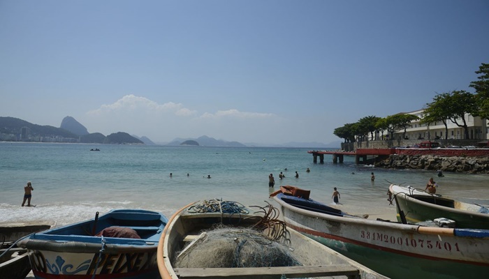 Covid-19: duas semanas após feriados, casos e mortes crescem no RJ