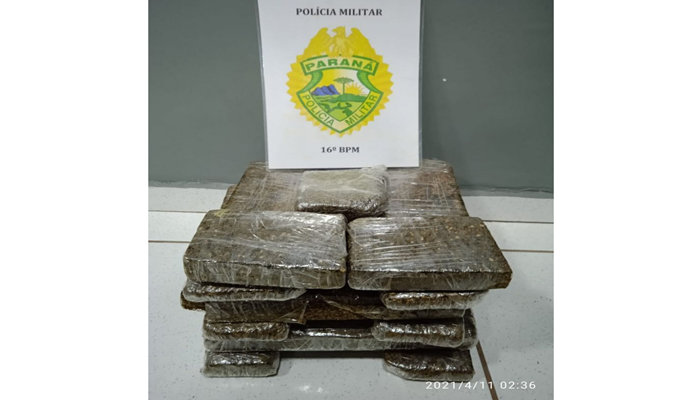 Laranjeiras - PM prende indivíduo que transportava 13 tabletes de maconha em ônibus