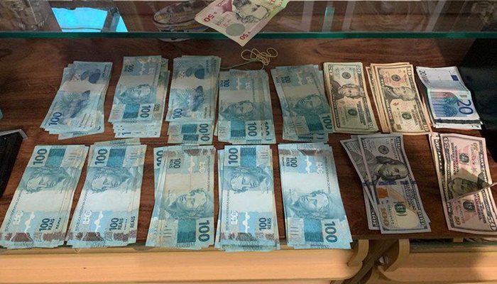 PF faz operação contra lavagem de dinheiro do tráfico de drogas