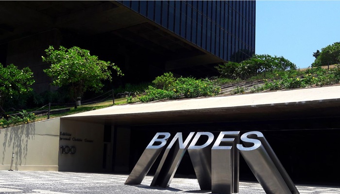 BNDES tem lucro de R$ 9,8 bilhões no trimestre