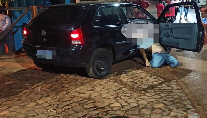 Laranjeiras - Homem sai para comprar droga e é assassinado a tiros na Vila CAIC