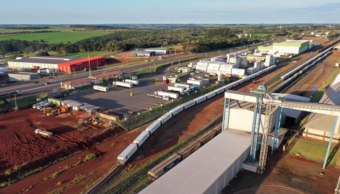 Ferroeste tem crescimento de 13% na movimentação de contêineres no 1º semestre