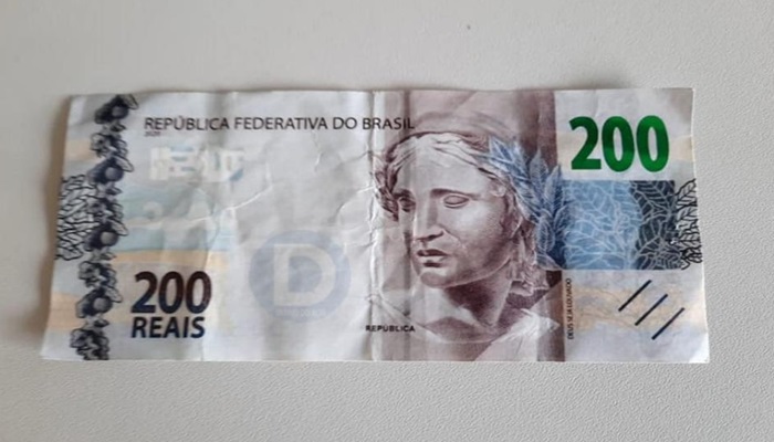 Laranjeiras - Indivíduo paga comerciante com nota de 200 reais falsa 
