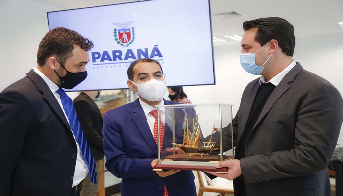 Governador recebe embaixador dos Emirados Árabes Unidos e destaca potenciais do Paraná