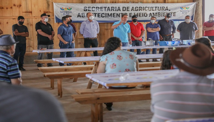 Laranjeiras - Programa Dinheiro na Comunidade garante recursos financeiros para a Flor do Pinho