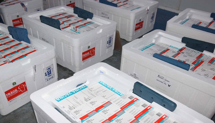 Estado recebe mais 232.250 vacinas contra a Covid-19; lote completa remessa de 435.290 doses