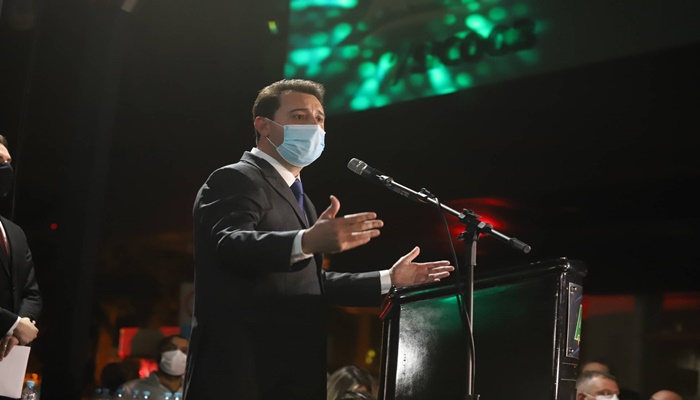 Planejamento da Acim ajuda a inspirar mudanças no Paraná, afirma governador