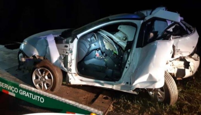 Guaraniaçu - Batida traseira entre carro e caminhão na BR 277 deixa homem em estado grave