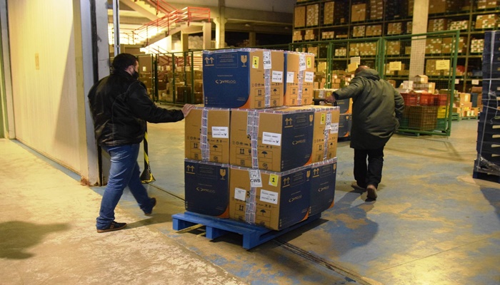 Paraná recebe mais 124.020 vacinas contra a Covid-19