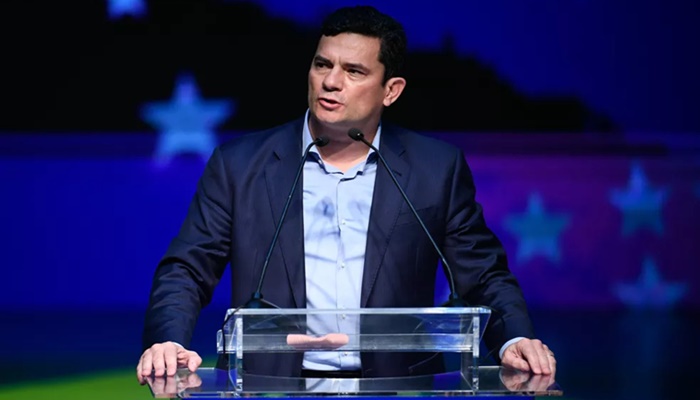 Moro se filia ao Podemos, critica PT e Bolsonaro e é tratado como presidenciável