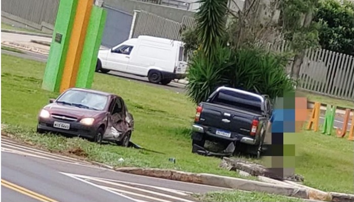 Laranjeiras – Acidente é registrado no trevo de acesso ao município 