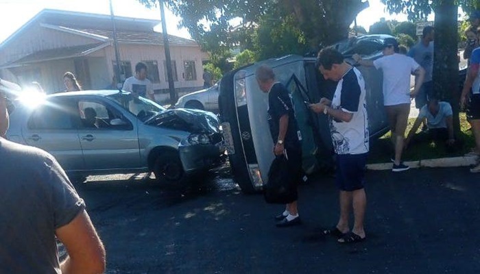 Laranjeiras – Grave acidente é registrado no centro do município