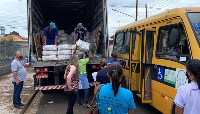 Estado entrega cestas básicas a crianças e adolescentes em vulnerabilidade social