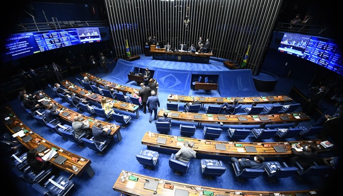Câmara aprova em 1º turno mudanças do Senado na PEC dos Precatórios