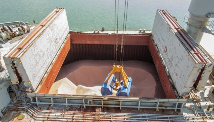 Importação de fertilizantes cresce 14% nos portos do Paraná
