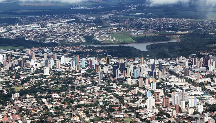 Sanepar apresenta projetos e cronograma do desassoreamento do Lago Municipal de Cascavel