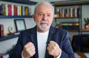 Justiça Federal arquiva caso do triplex contra ex-presidente Lula 