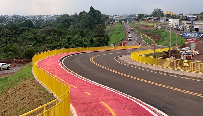 DER libera duas novas alças do viaduto Olindo Periolo, em Cascavel 