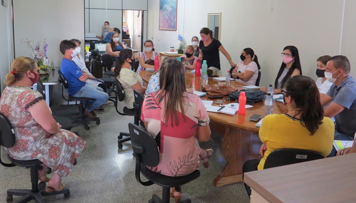 Rio Bonito - SMECE promoveu reunião para tratar dos protocolos de segurança contra covid-19 nas escolas
