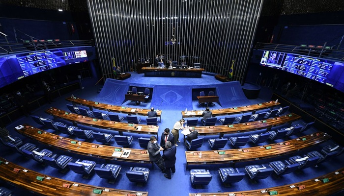 Senado aprova projeto que simplifica ICMS dos combustíveis