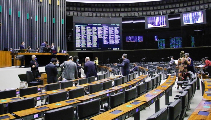 Congresso derruba veto à renegociação de dívidas do Simples Nacional