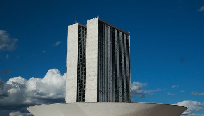 Câmara aprova projeto que torna crime a violência institucional