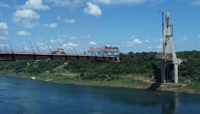 Nova ponte Brasil-Paraguai chega a 80% de conclusão com investimento de R$ 189 milhões 