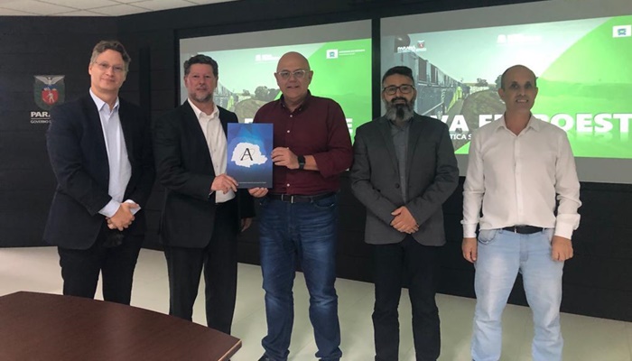 Nova Ferroeste recebe apoio da Associação das Empresas Cerealistas do Paraná 