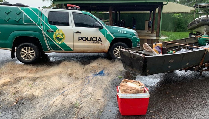 Polícia Ambiental prende seis pessoas ao constatar pesca ilegal no Lago de Itaipu, no Oeste