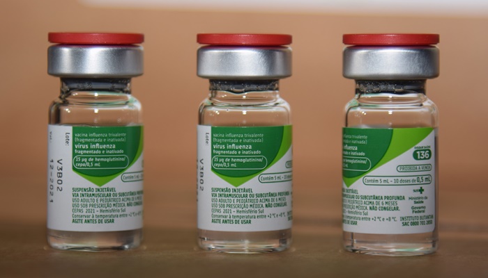  Vacinação contra a gripe começa nesta segunda-feira; confira ordem dos grupos prioritários