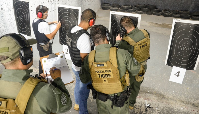 Curso de operações táticas especiais reúne policias civis do Paraná e mais três estados 