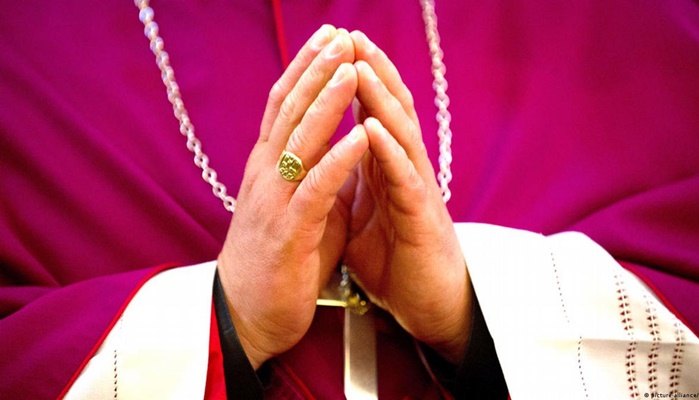 Igreja Católica faz acordo nos EUA e vai pagar mais de R$ 400 milhões para vítimas de abuso sexual