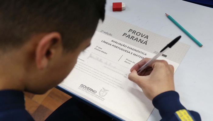 Prova Paraná será aplicada em 4 e 5 de maio para avaliar aprendizado na rede estadual 
