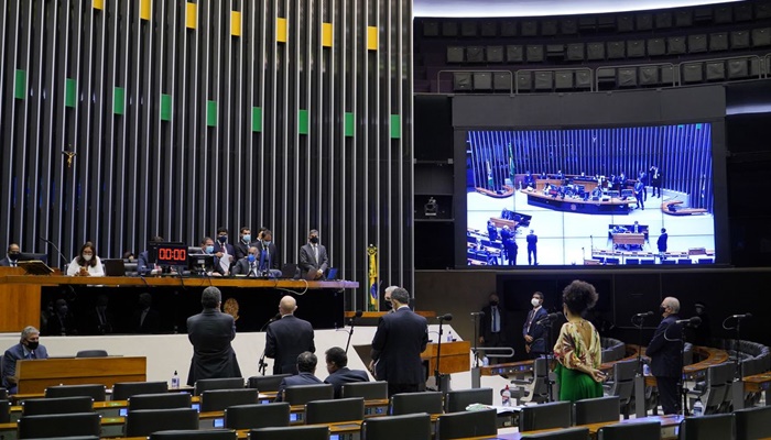 Câmara conclui votação de MP que modifica regras do Prouni