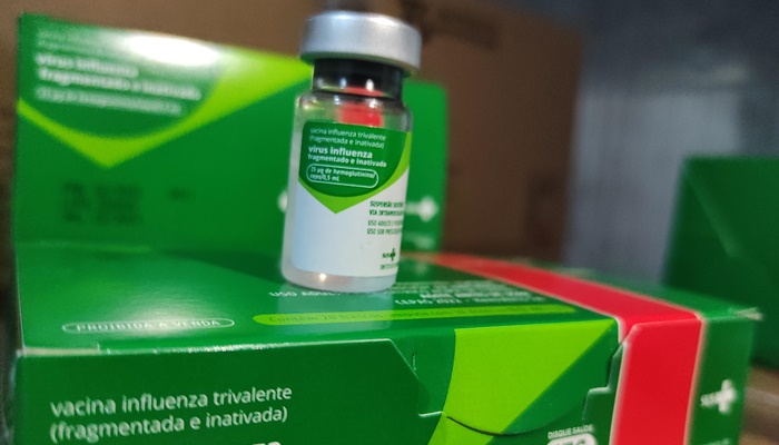 Com 1 milhão de doses aplicadas, Paraná continua campanha de vacinação contra Influenza 