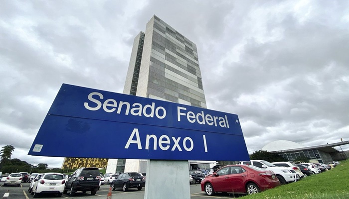 Senado aprova MP do programa de serviço voluntário