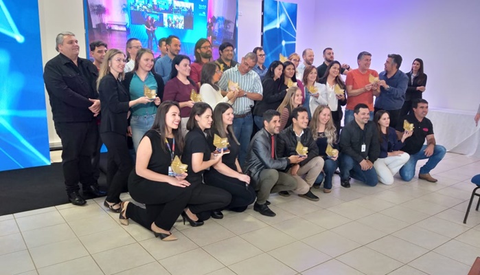 Pinhão - Sala do Empreendedor conquista o prêmio ‘Selo Ouro Referência em Atendimento SEBRAE 2021’ 