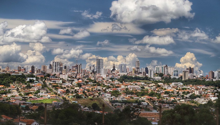  Paraná elabora plano de desenvolvimento sustentável para o bicentenário da emancipação