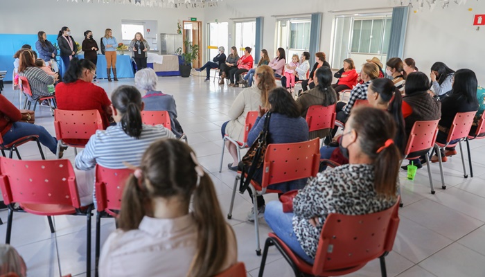 Laranjeiras - Assistência Social reúne presidentes dos clubes de mães e define planejamento para o segundo semestre