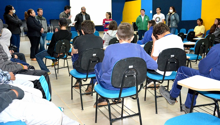 Laranjeiras - Centro da Juventude lança o Projeto “Construindo meu Futuro”