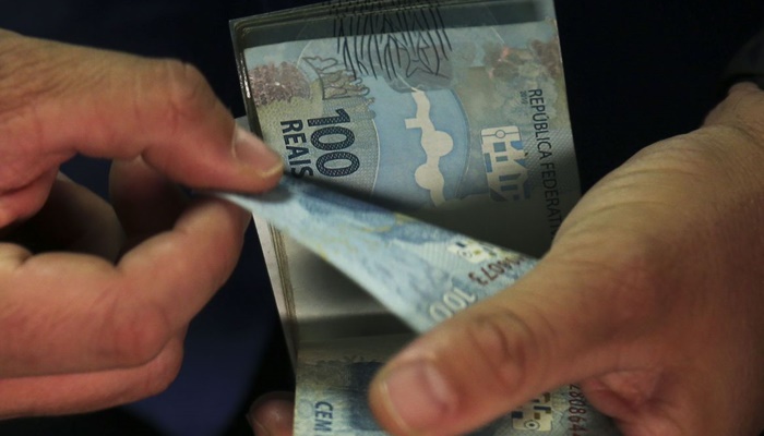 Auxílio Brasil chega a 20,2 milhões de beneficiários este mês