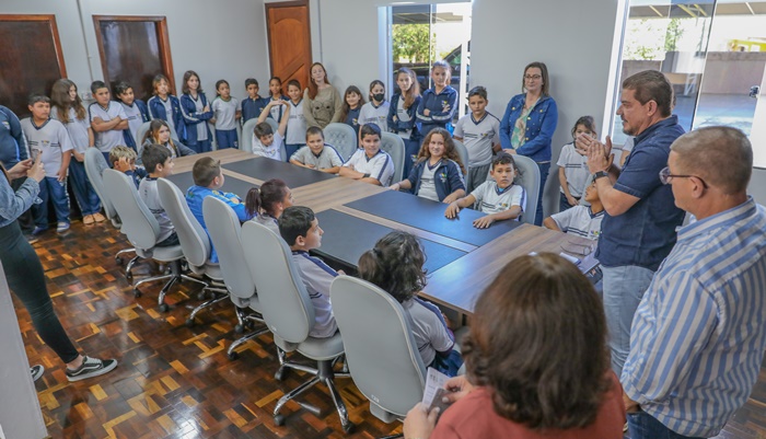 Laranjeiras - Projeto “Turismo na Escola” retorna e leva alunos da à conhecerem pontos turísticos