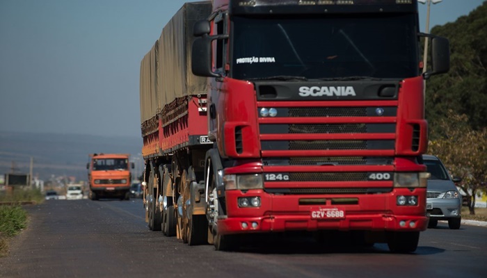 Câmara aprova medida que facilita reajustes de fretes rodoviários