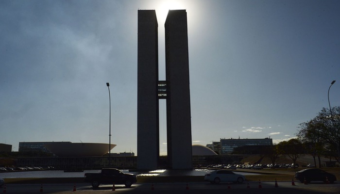 Orçamento de 2023 prevê R$ 80,2 bilhões em desonerações