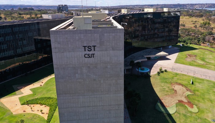 TST instala totens para ampliar acesso à Justiça do Trabalho