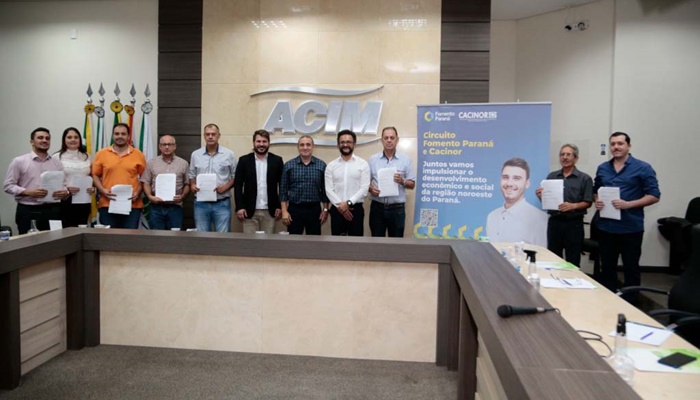  Presença da Fomento Paraná chega em mais de 80% dos municípios do Estado