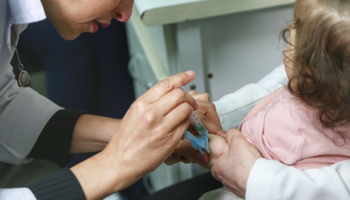  Dia Nacional da Vacinação alerta para a importância da imunização em todo Paraná