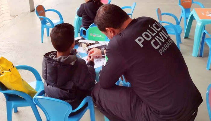 PCPR na Comunidade oferece serviços à população e orienta imigrantes e refugiados