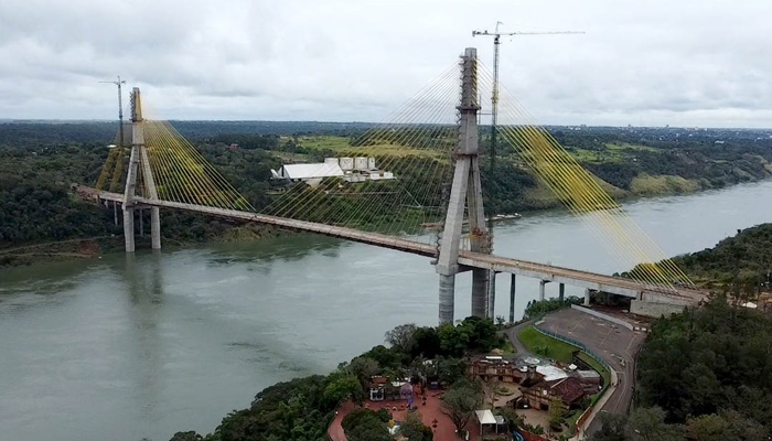 Ponte da Integração em Foz do Iguaçu tem 95,5% das obras concluídas