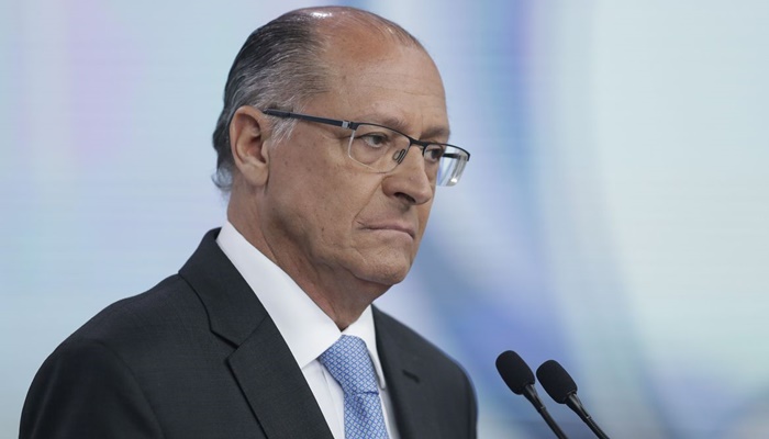 Transição propõe PEC para viabilizar propostas de campanha de Lula